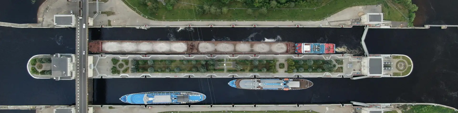 Vandeniu virš upės: Magdeburgo vandens tiltas