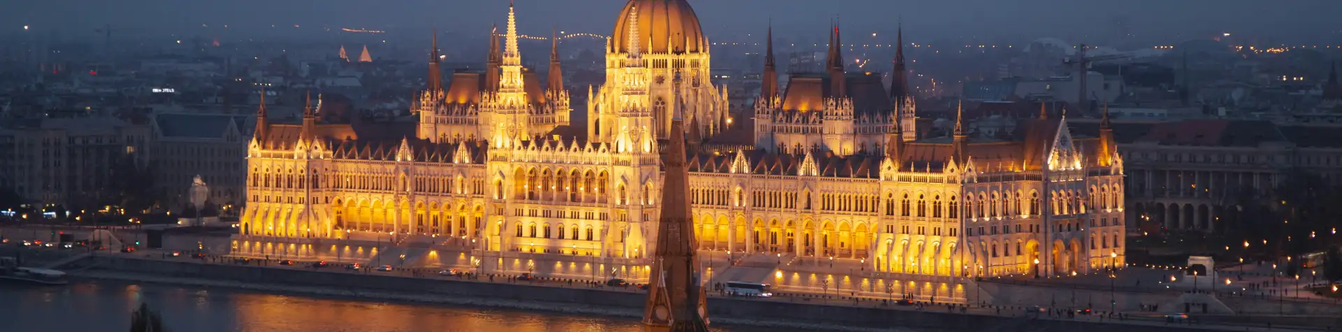 Įspūdingiausi parlamentų pastatai Europoje