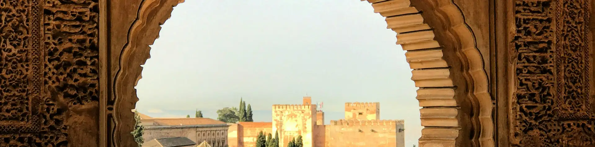 Granada – vienas svarbiausių Ispanijos kultūros ir architektūros miestų