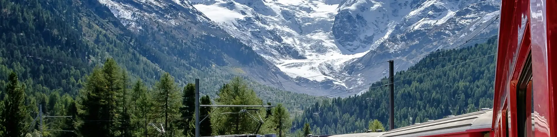Glacier Express: Šveicarija pro traukinio langą
