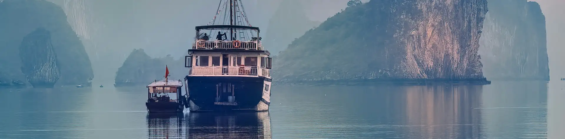 Halongo įlanka (Ha Long Bay) – nusileidžiančių drakonų įlanka