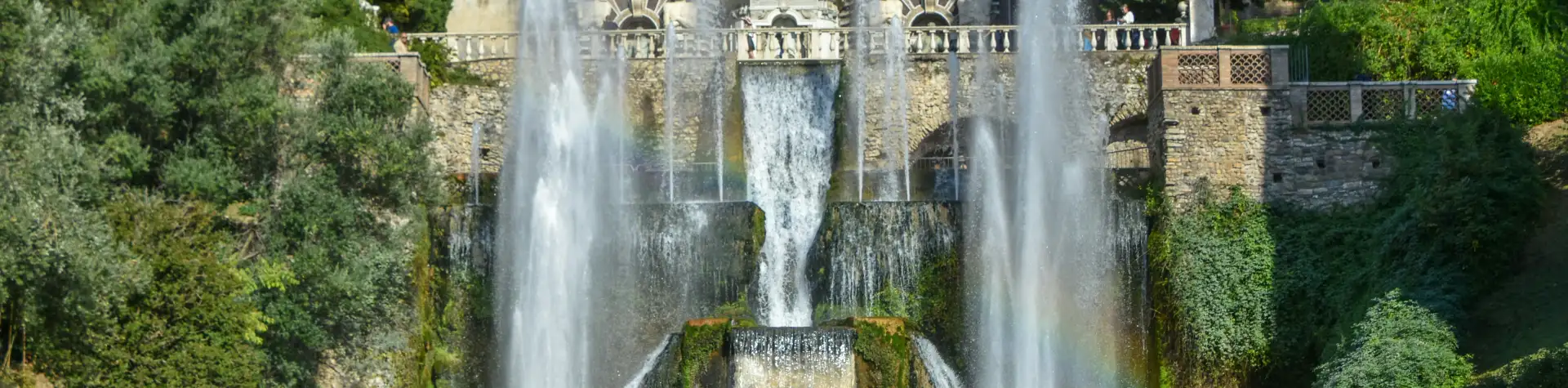 Viduramžiais alsuojantis Tivoli